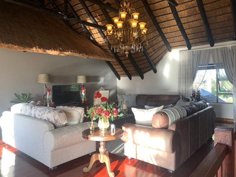 5 Bedroom Property for Sale in Oranjeville Free State